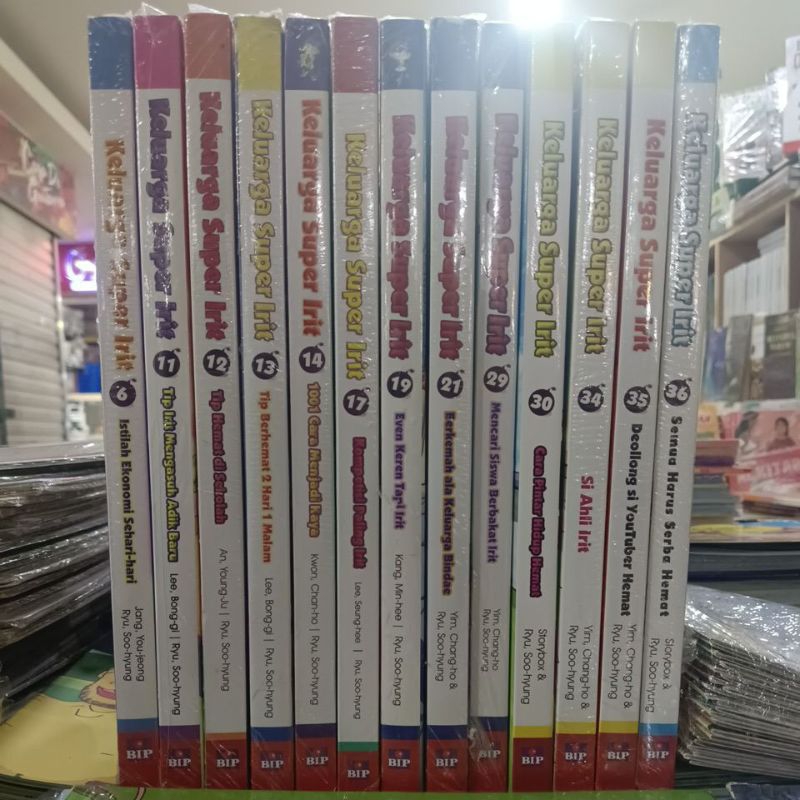 Keluarga Super Irit (Seri Belajar Mengelola Uang) by Edu Comics