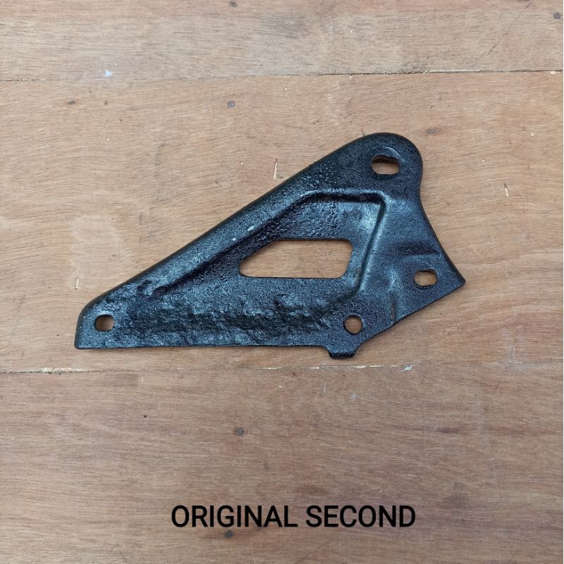 Breket Pangkon Dudukan Knalpot Kenalpot Honda Win100 Win 100 Original Second