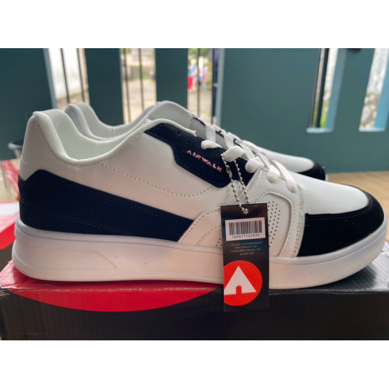 Sepatu Sneakers Airwalk Burton /  White Black Shoes Original - Putih / Hitam