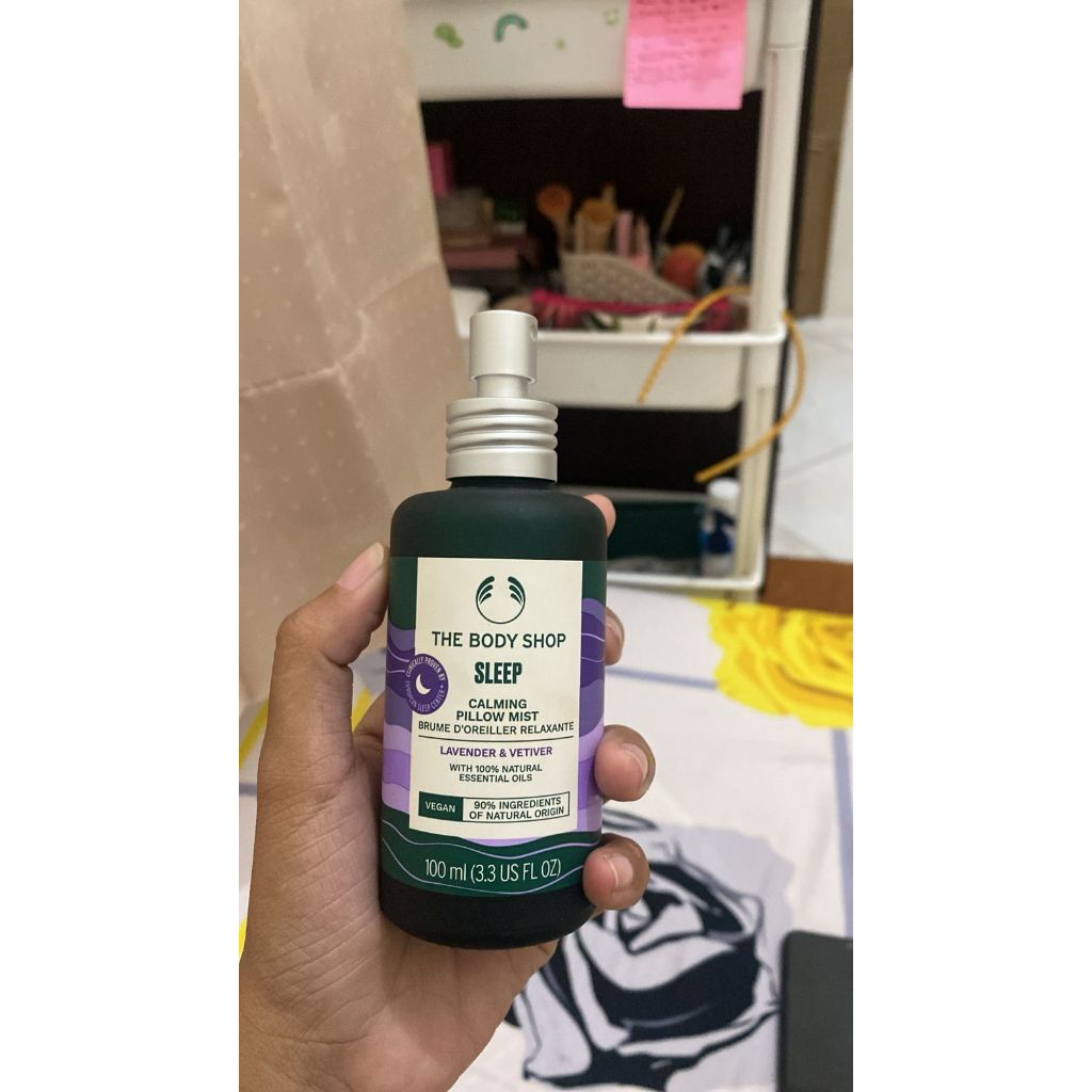 THE BODY SHOP SLEEP CALMING PILLOW MIST LAVENDER AND VETIVER 100ML
