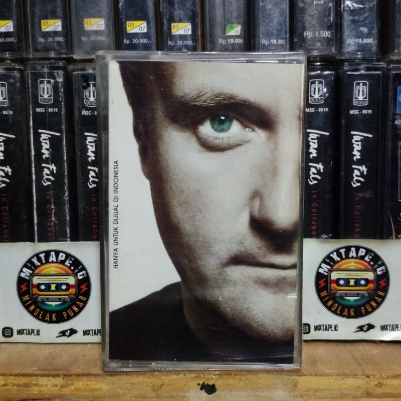 Kaset Pita - Phil Collins - Both Sides - Radio Tape - Kaset - Radio - Pemutar Kaset - Retro - Classi