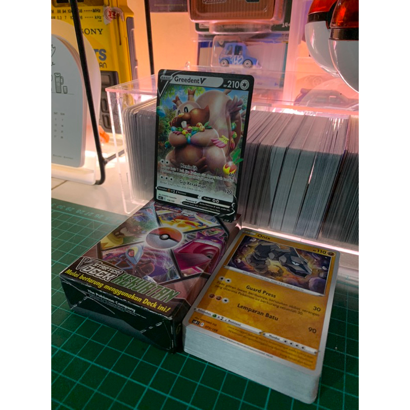 Starter Deck V Kekuatan - Greedent V - Pokemon TCG