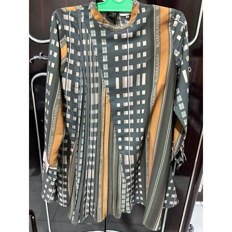 ria miranda blouse tunik size M