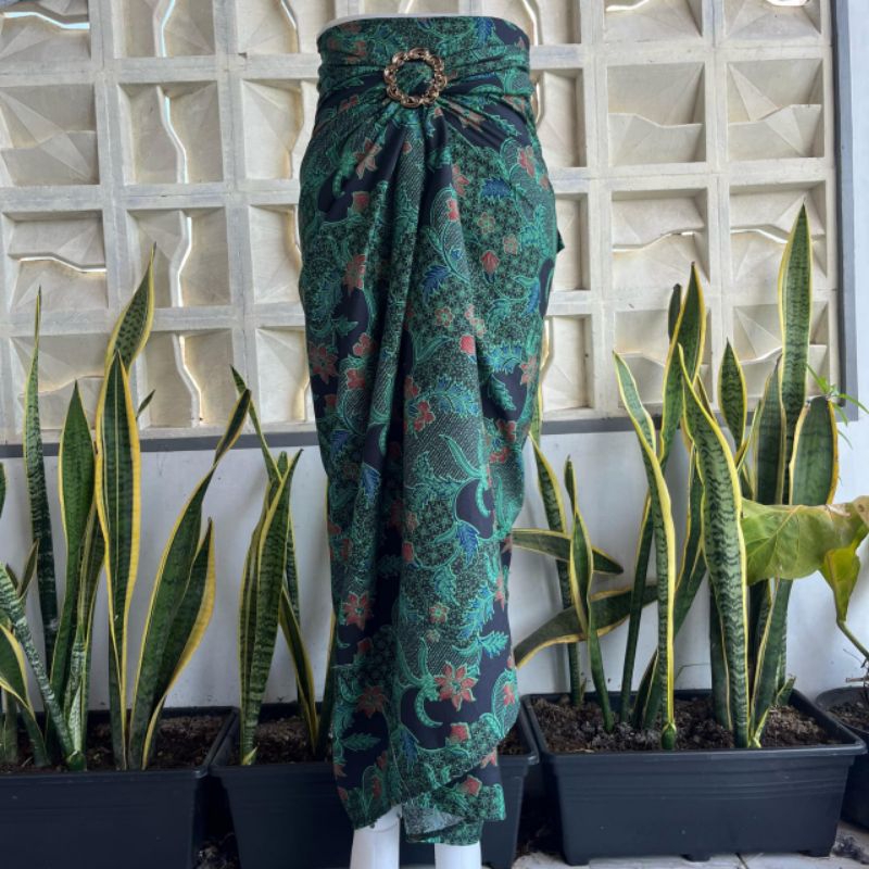rok lilit batik warna hijau