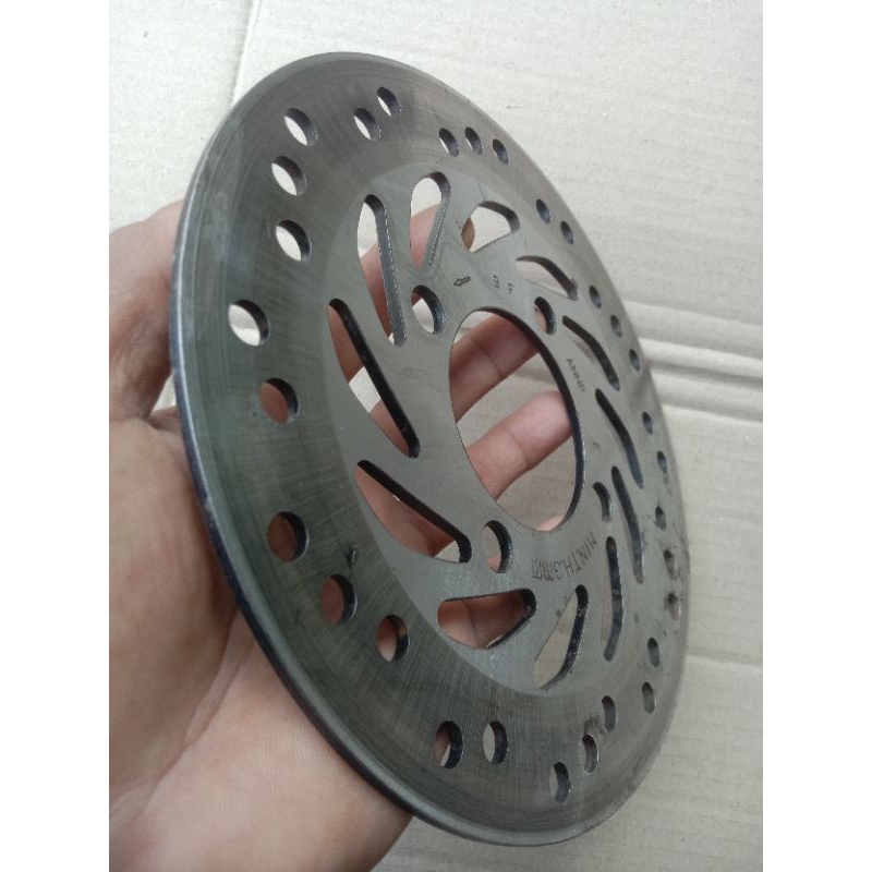 DISC BRAKE PIRINGAN REM DEPAN HONDA BEAT KARBU . SCOOPY KARBU . VARIO 110 KARBU . BEAT STREET ASLI O
