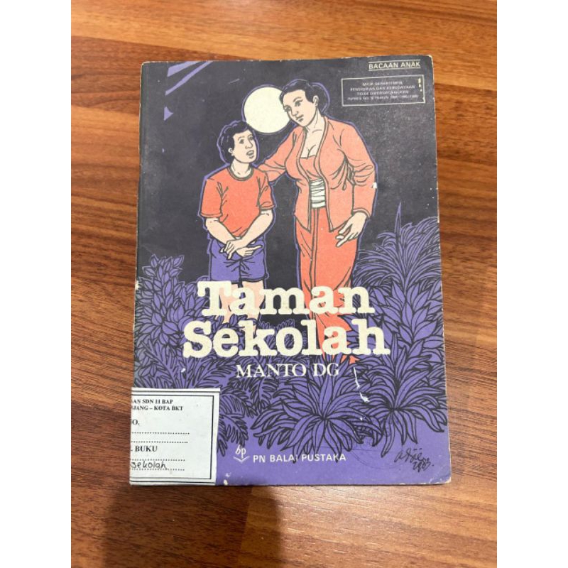 Buku - Taman Sekolah oleh Manto DG