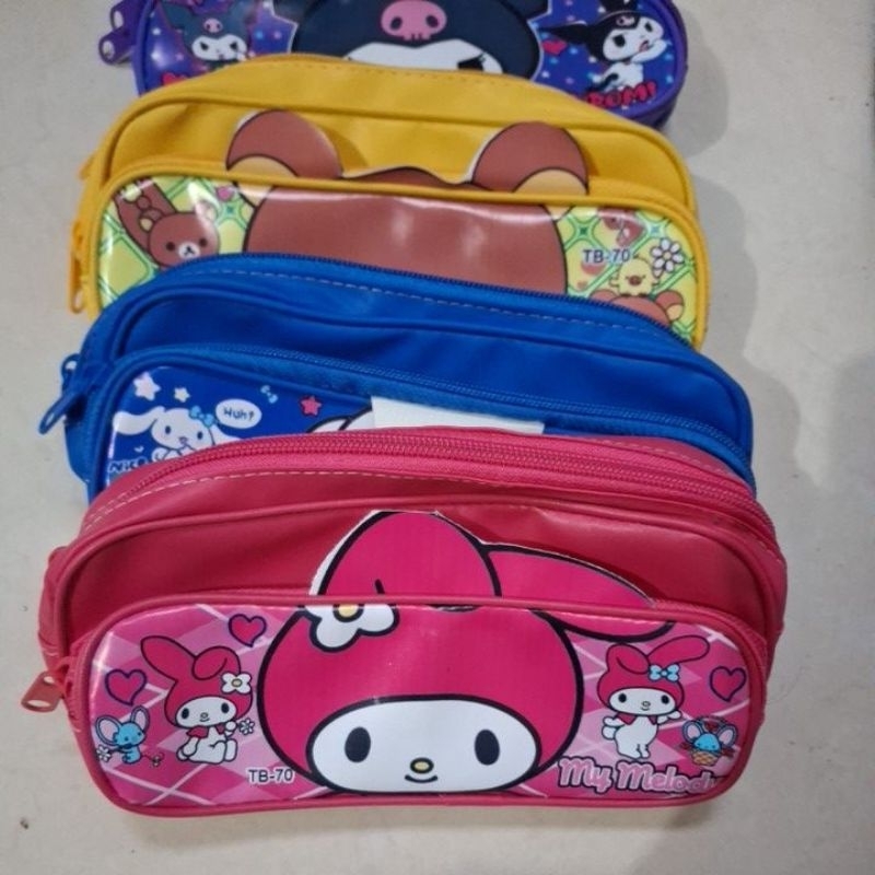 

Kotak pensil sanrio