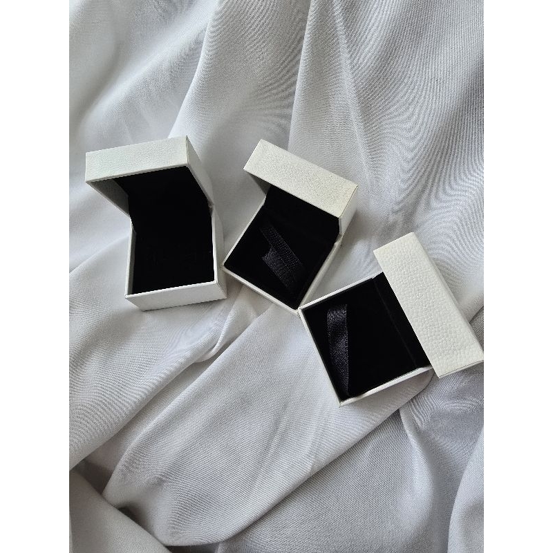 Original kotak charm / cincin pandora preloved tempat penyimpanan box (kotak kecil, bukan kotak gela