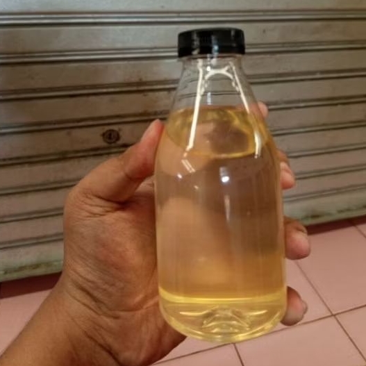

Minyak Keletik 60ml (Coconut Oil)//Minyak Kelapa Murni