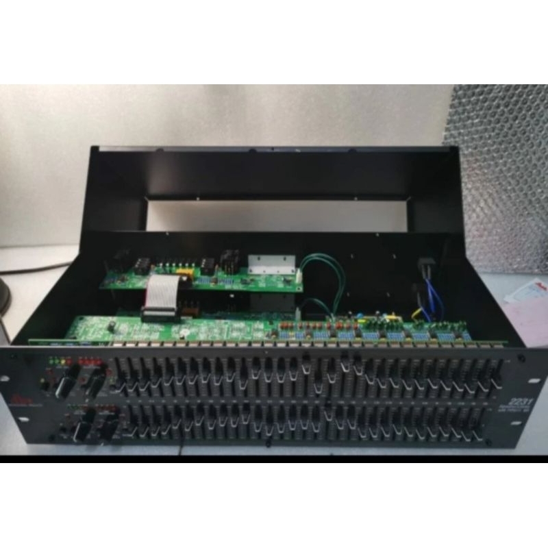 Equalizer Dbx 2231 Macro