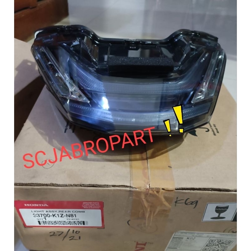 33700 K1Z ..LIGHT ASSY REAR COMB NEW HONDA PCX160 21...ORI AHM