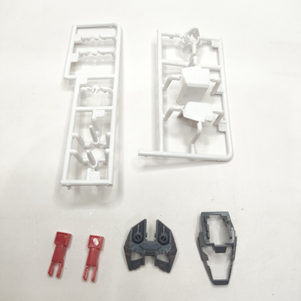 Part Sisa MG Astray Red Frame / Spare Part Gundam 1/100 J2186