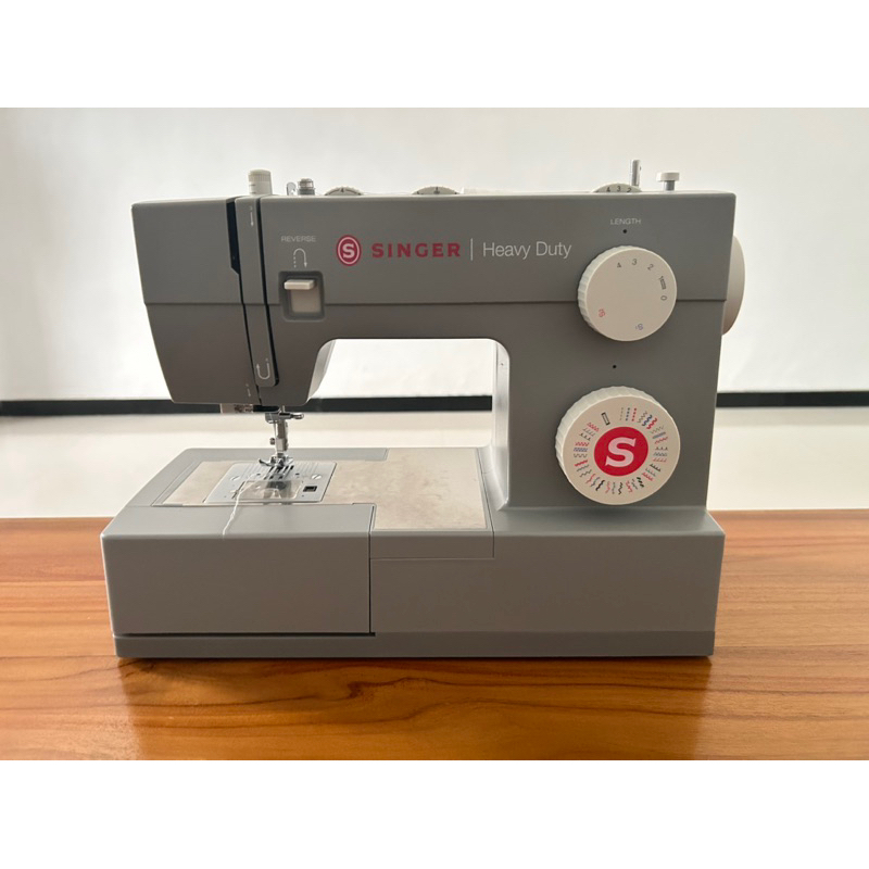 singer heavy duty 4432 second