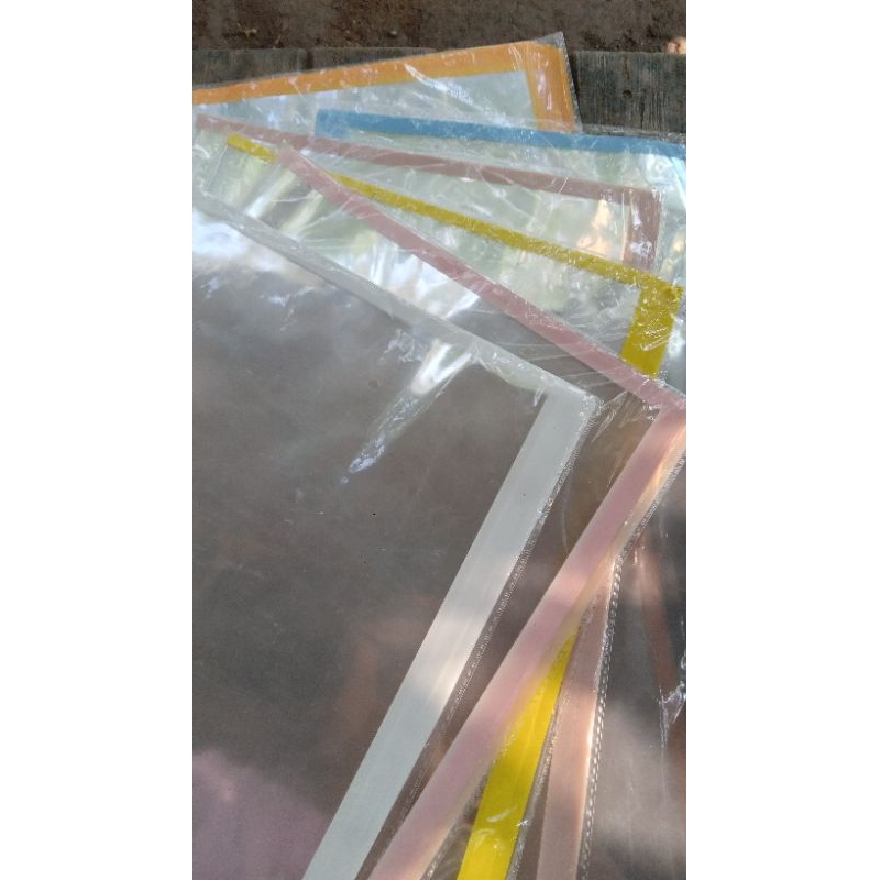 

Cello transparant 95 lembar