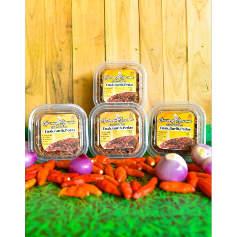 

Termurah dan Terbanyak.. Goreng Garem Asli Turun Temurun 50gr dan 125gr pedasnya Di Jamiin Hooott...