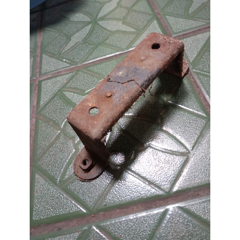 dudukan jok gp100 gp125 original