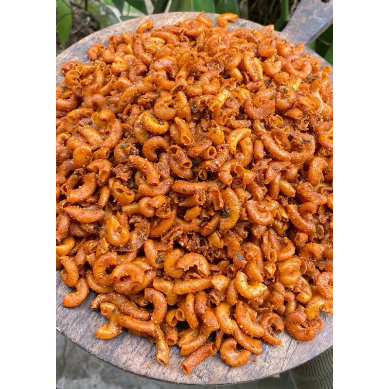 

TERMURAH TERNAGIH [Medium] Makaroni Goreng Bantet Kriuk Bumbu Melimpah By.Nyemil Pedas