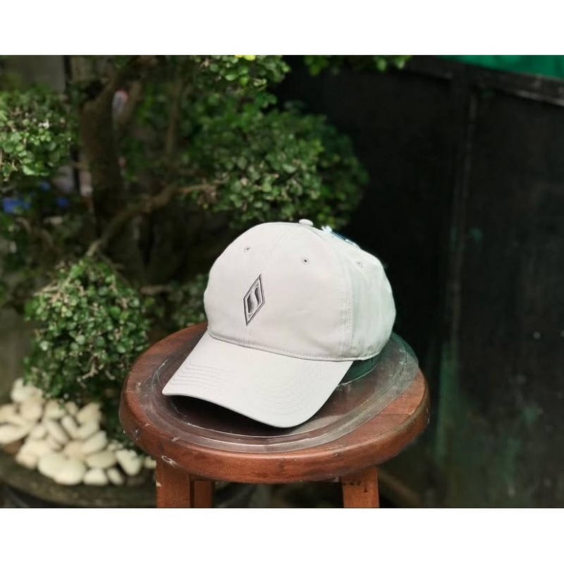 Skechers Diamond Running Cap Grey BNWT ORIGINAL BARANG RESMI STORE