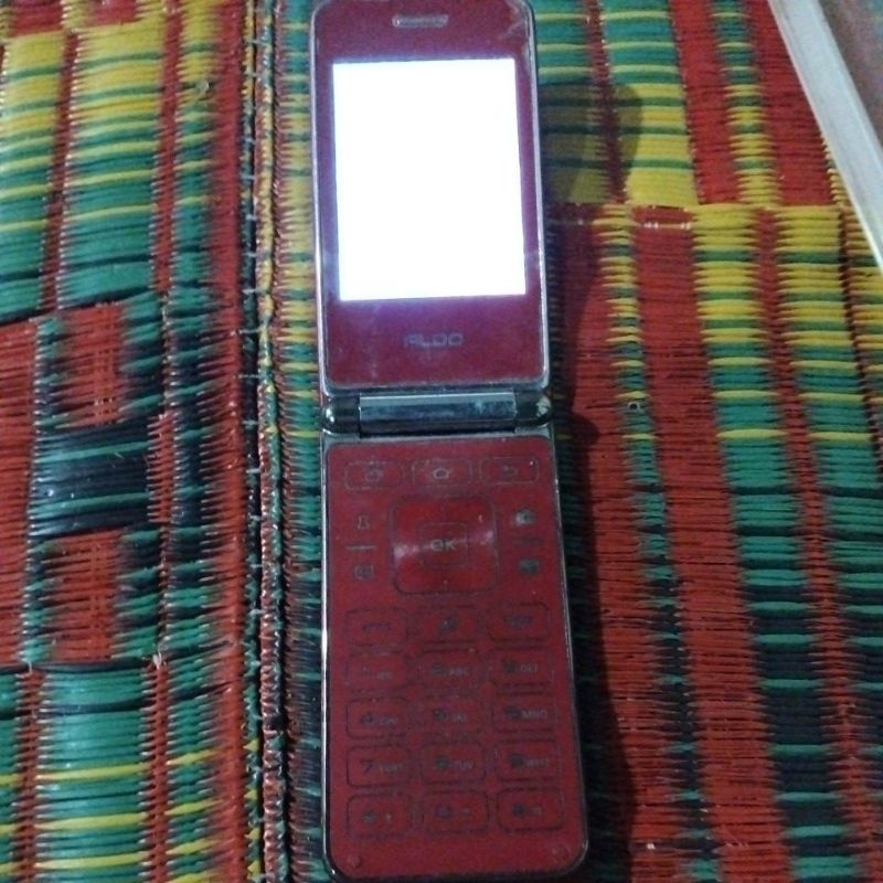 aldo lipat model F18 minus lcd