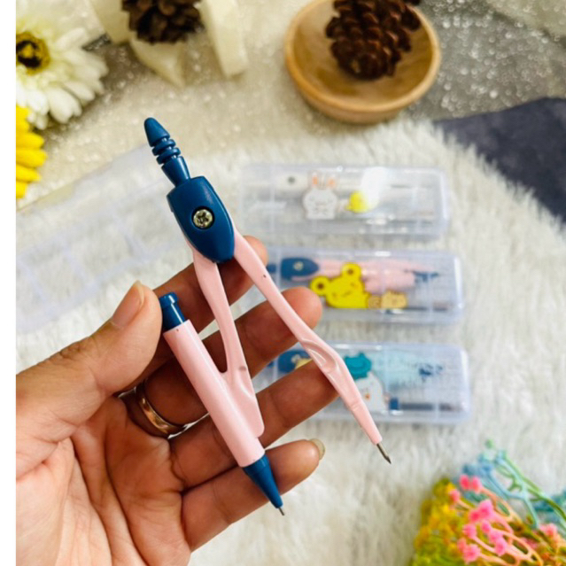 

Janka Sekolah + Pensil / Jangka Mekanik Warna