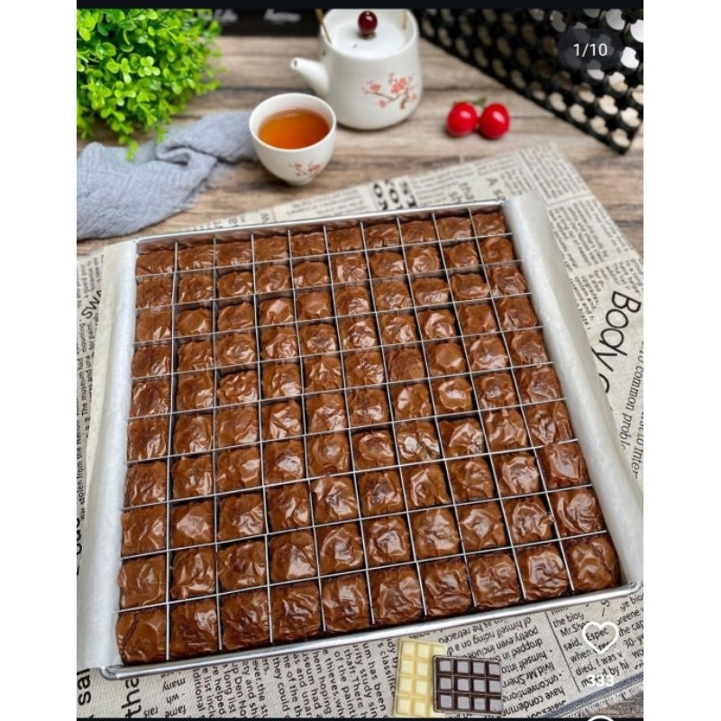 Loyang Brownies sekat 100 Lubang / Cetakan Brownies Anti lengket