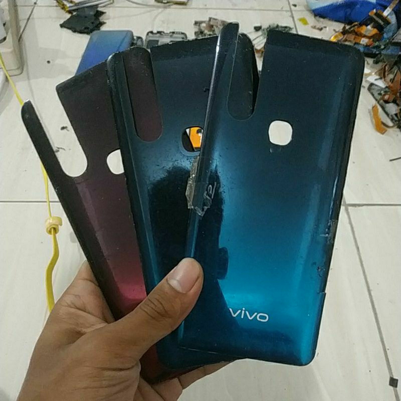 backdoor bekas Vivo v15