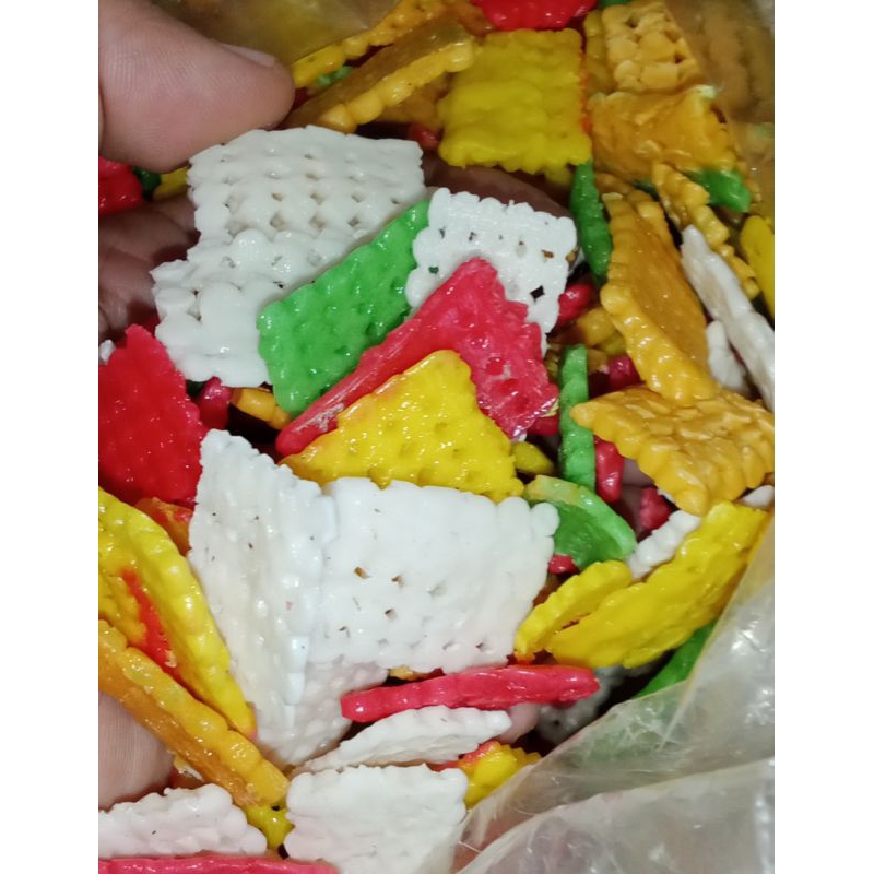 

kerupuk taro warna 250g 500g & 1000g
