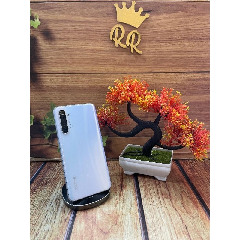 ORIGINAL RESMI Realme XT 8/128 second unit only bonus charger