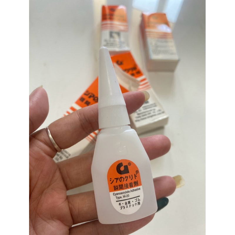 

[] LEM KOREA TETES SERBAGUNA / LEM G / LEM KOREA SERBAGUNA