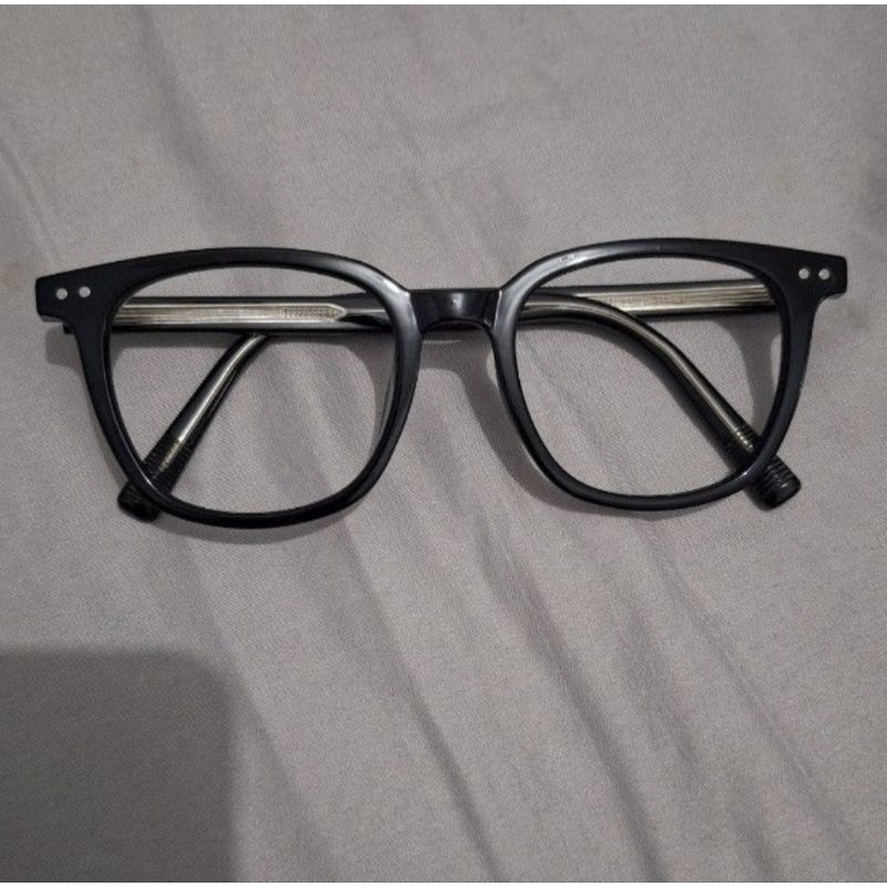 preloved kacamata frame tebal kean eyewear