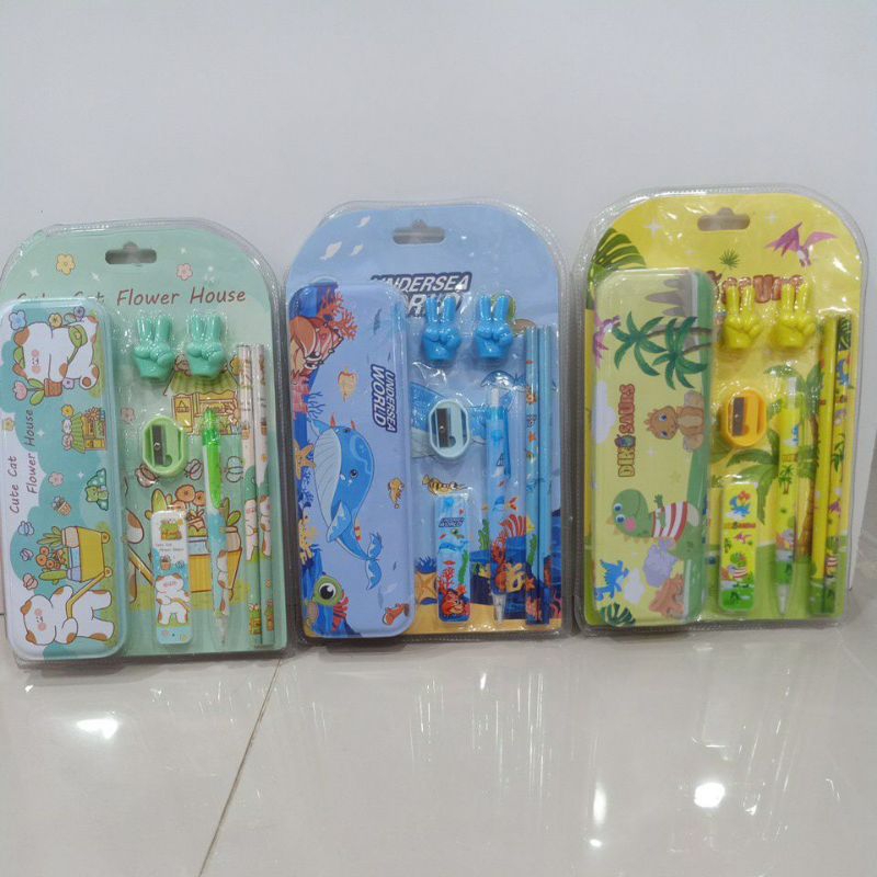 

Set Alat Tulis Lengkap perlengkapan sekolah anak Karakter