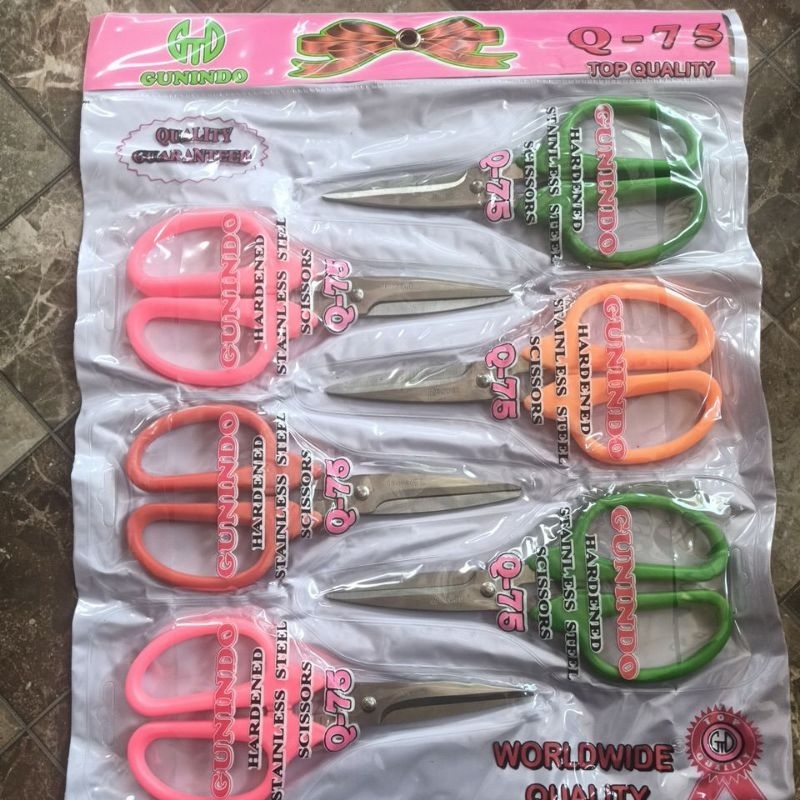 

(Harga Satuan Per 1 Pcs)Gunting Gunindo Q-75