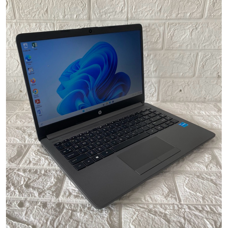 Laptop  Hp 14 240 G8 Intel i3 1114G5