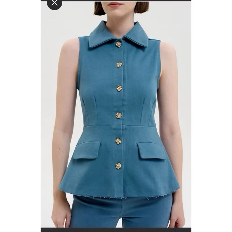 [ NEW WITH TAG ] DUMA Danica top