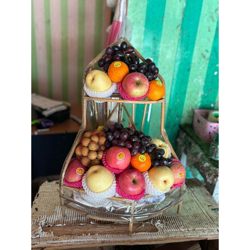Parcel Buah Keranjang Tingkat