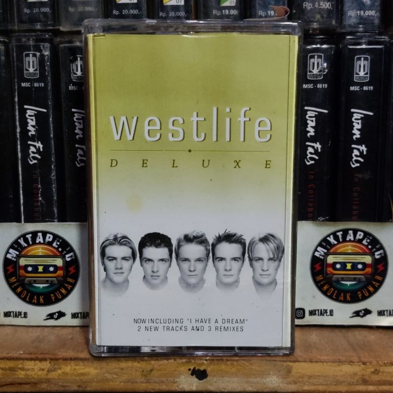Kaset Pita - Westlife - Deluxe - Radio Tape - Kaset - Radio - Pemutar Kaset - Retro - Classic - Cass