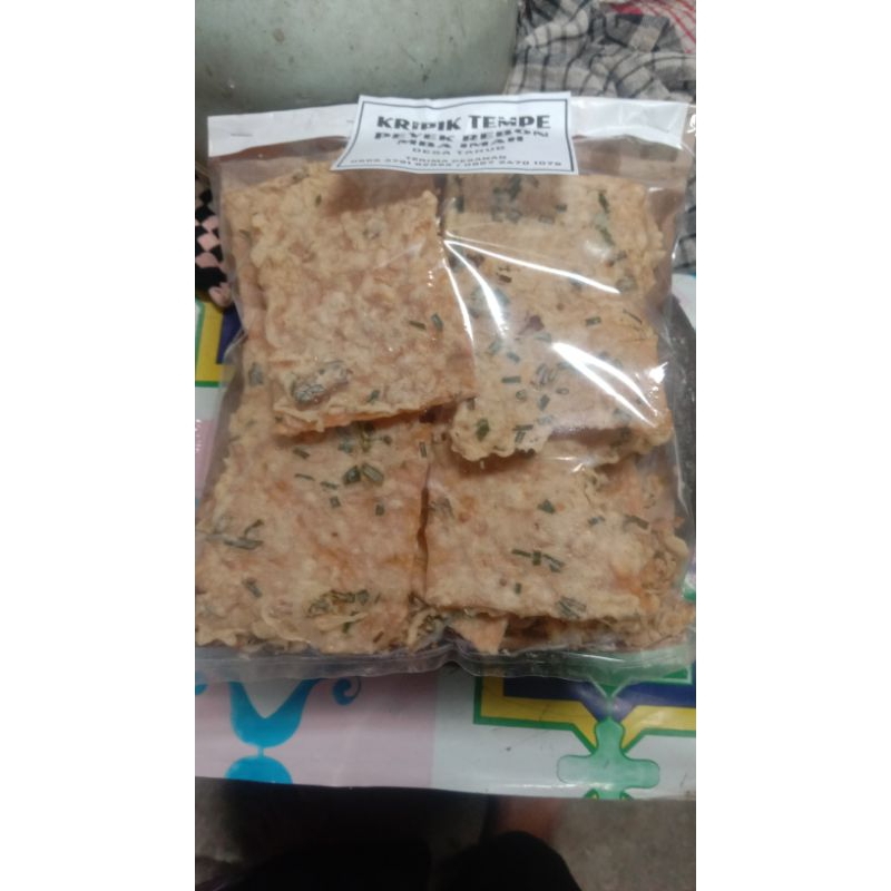 

KRIPIK TEMPE MB IMAH ASLI TEGAL UK 1/4