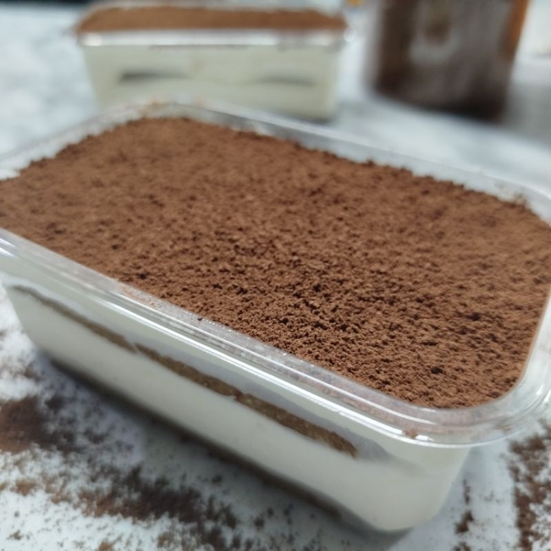 

Tiramisu Dessert Box