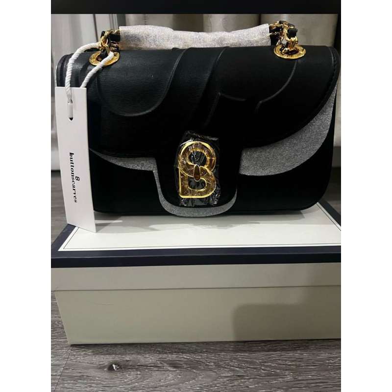 alma chain buttonscarves