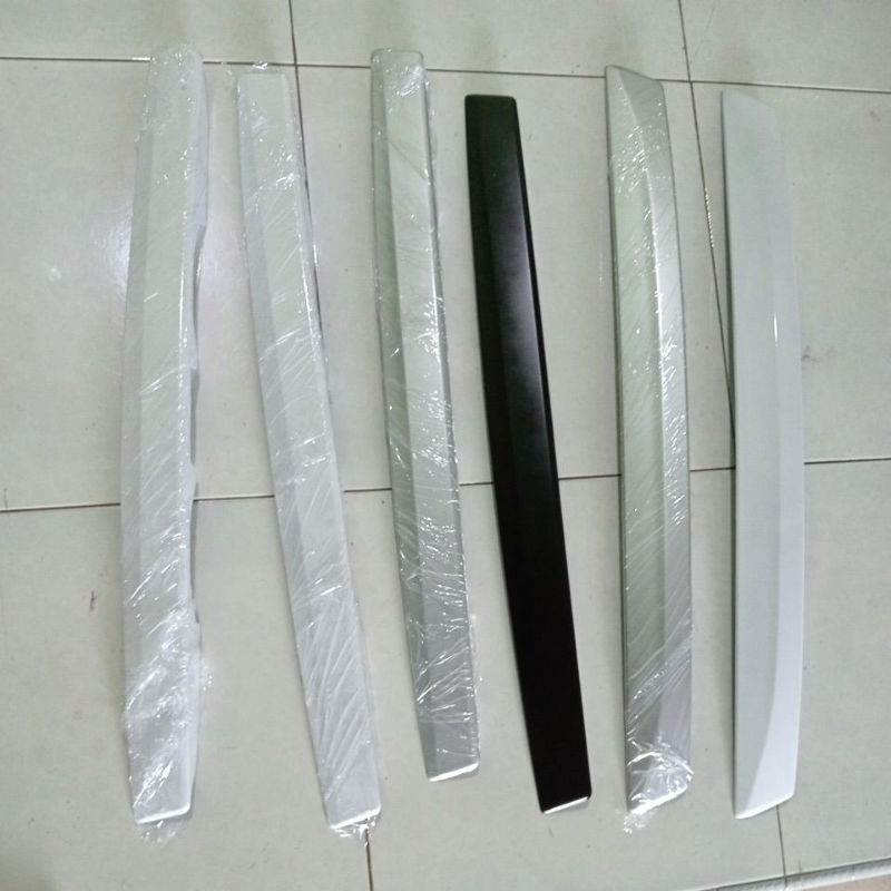 trunklid garnis bagasi avanza xenia th 2012-2019 orginal