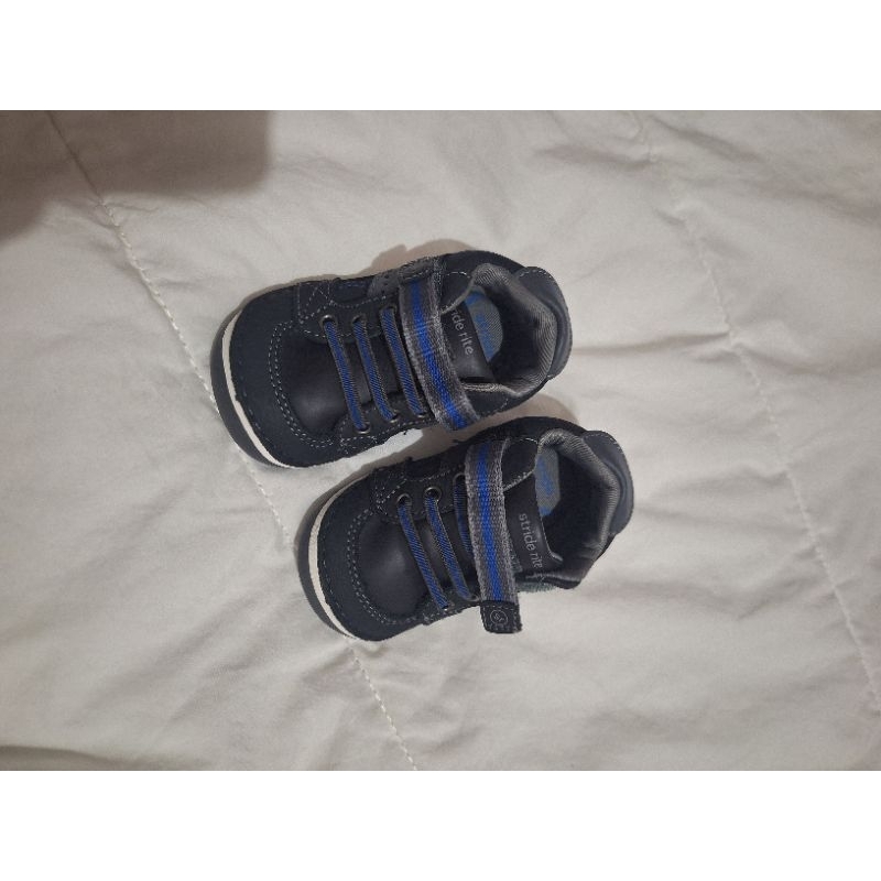 NBU (belum pernah dipakai) Sepatu Bayi/ Anak ORI Stride Rite.
