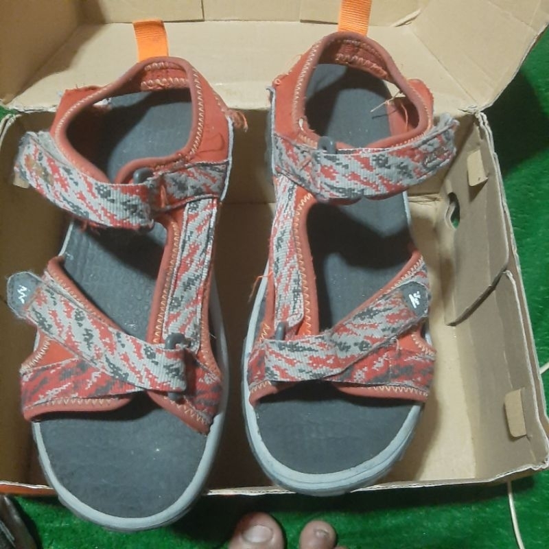 SENDAL GUNUNG QUECHUA anak