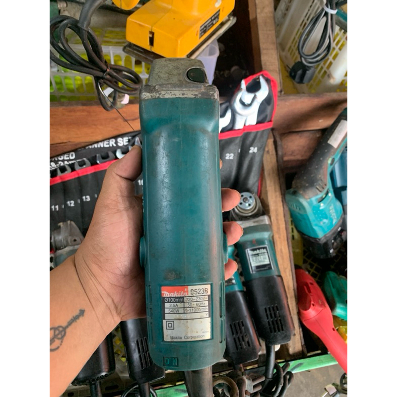 Gerinda Makita Bekas 9523B dan M0900