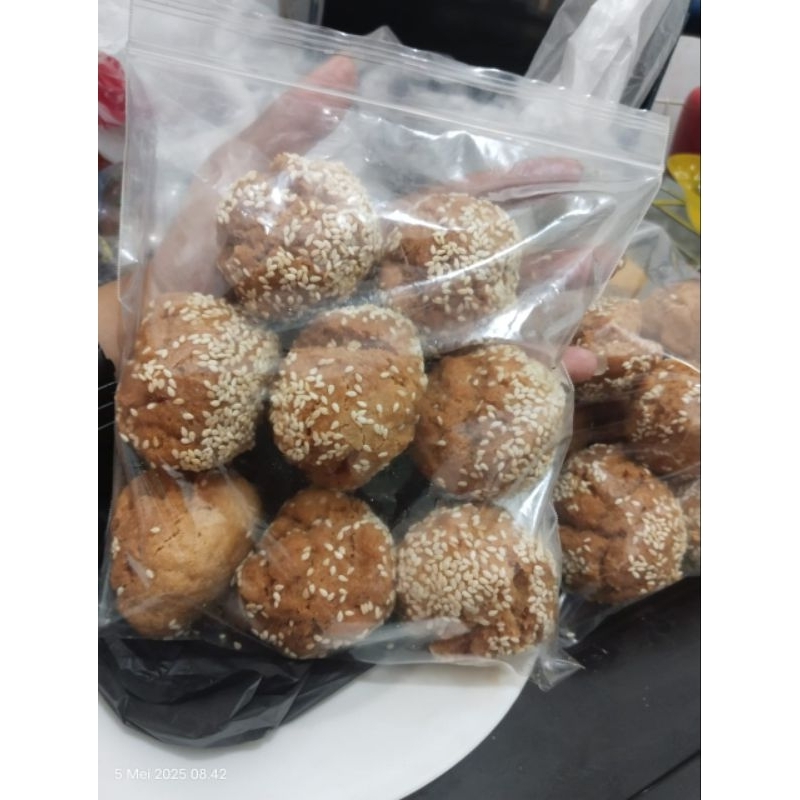 

ONDE ONDE KETAWA/ ROTI KETAWA KHAS MEDAN