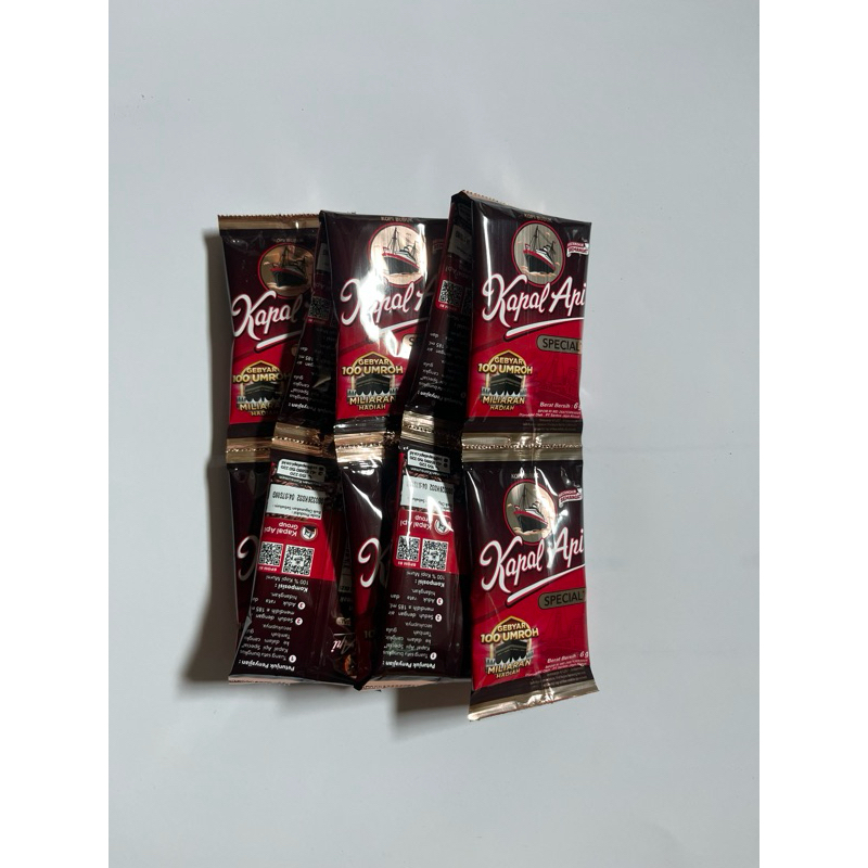 

kapal api mini sachet 1 renteng isi 10 sachet