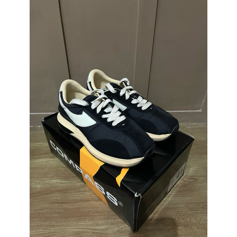 Compass Velocity Black (Kondisi Second)