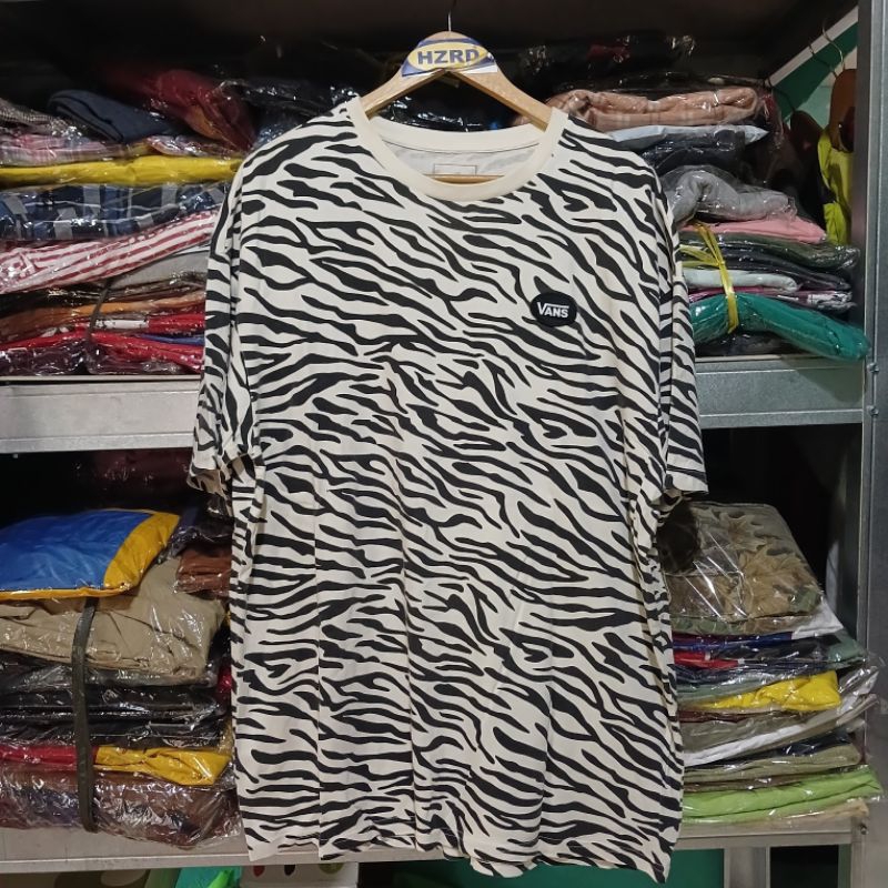 kaos vans zebra big size Second