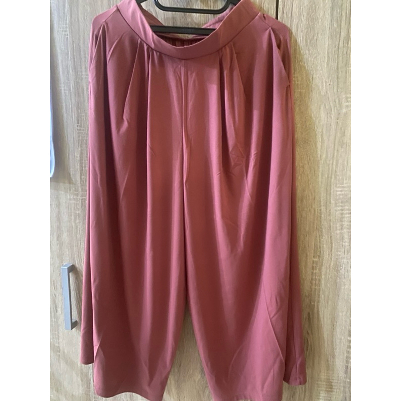 Preloved celana kulot UNIQLO dusty pink