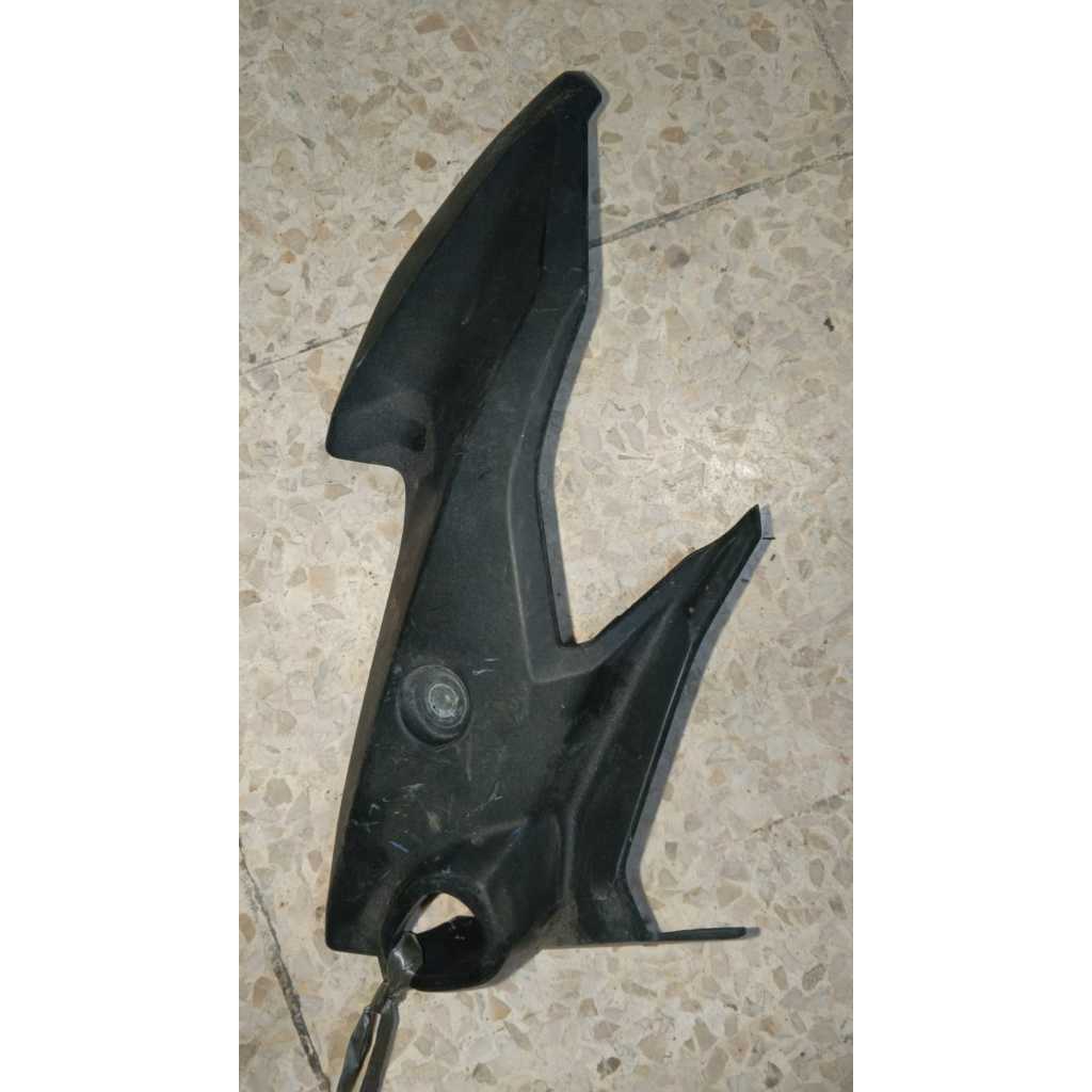 Cover Kuping Kiri Lampu Depan Yamaha MT25 MT 25 Ori Copotan