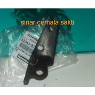 Breket Dudukan Standar Samping Stand Side Kawasaki ZX130 (32043-0030)